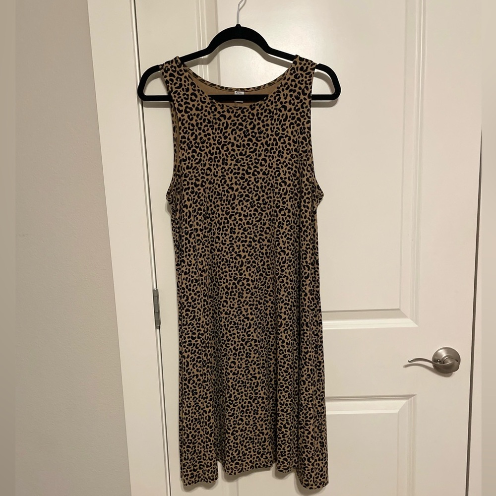 Old Navy Leopard Print Relax Fit Sleeveless Swing Dress,  Size Large!